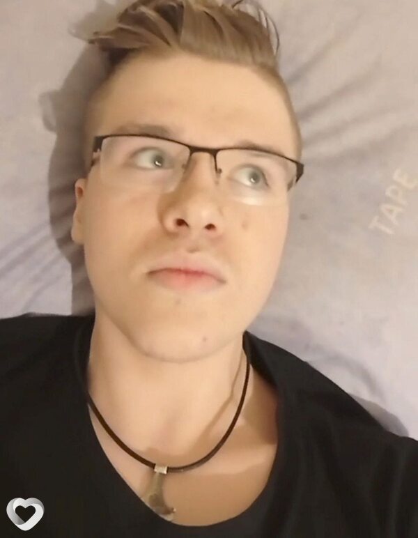 Александр, 20, Барнауле — анкета №2997552