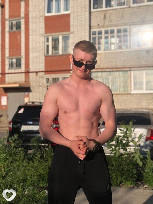 Анатолий, 24, Березниках — анкета №2997774