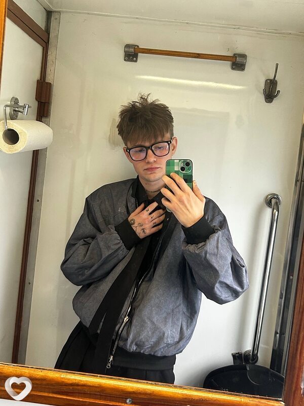 Антон, 22, Минске — анкета №2998148