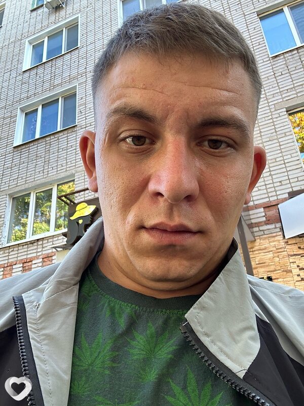 Артём, Лениногорск