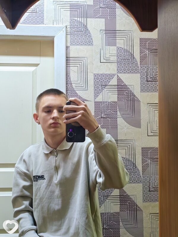 Иван, 19, Новосибирске — анкета №2998322