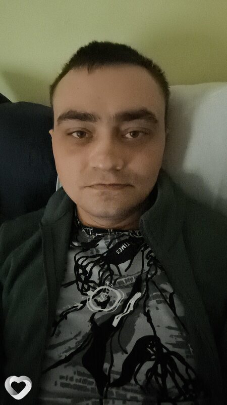 Данил, 19, Омске — анкета №2998809