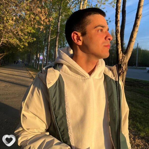 Александр, 21, Челябинске — анкета №2998648