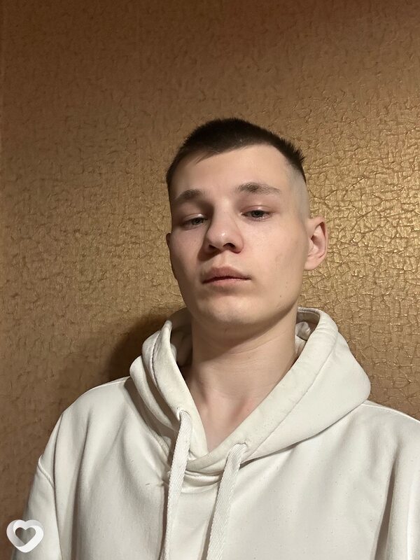 Илья, 20, Минске — анкета №2999943