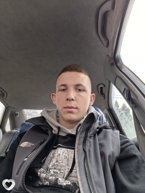 Юра, 21, Кобрине — анкета №2999844