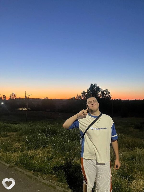 Вадим, 19, Кривое Роге — анкета №3000563