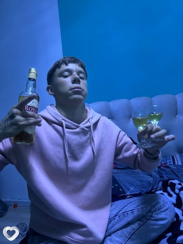 Денис, 19, Могилев — анкета №3001346