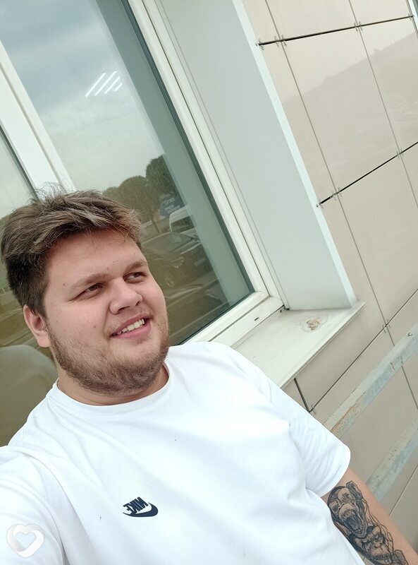 Иван, 23, Уссурийске — анкета №3001379