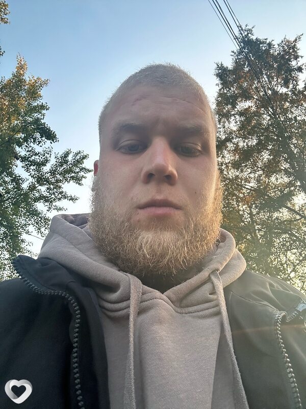 Виталий, 23, Великом Новгороде — анкета №3001775