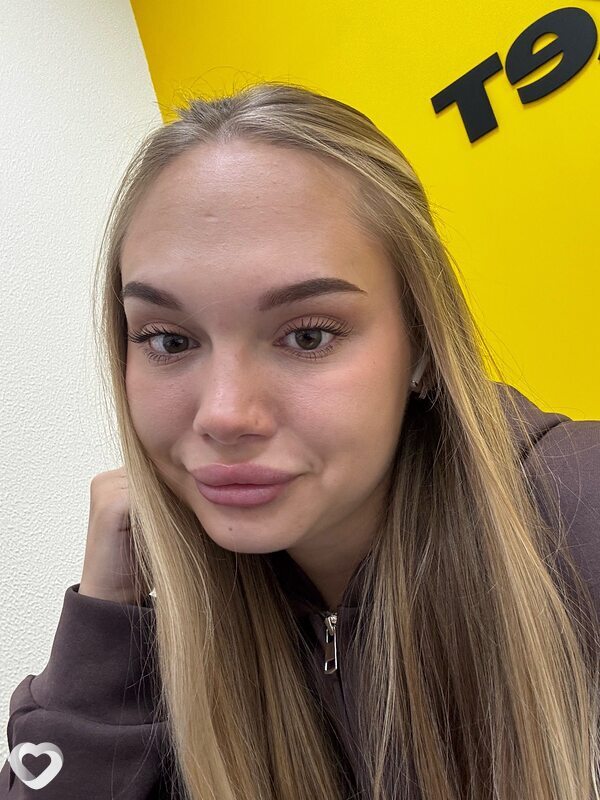 Анна, 22, Жуковском — анкета №3001995