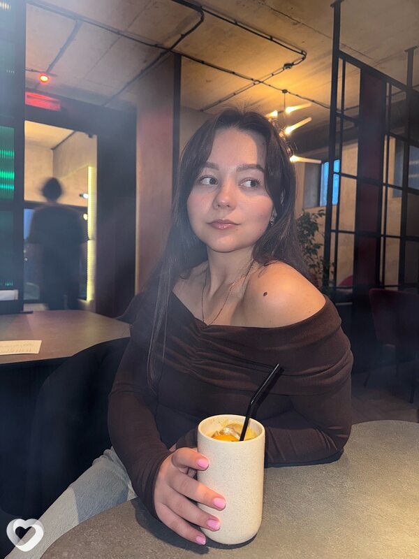 Александра, 21, Москве — анкета №3002676