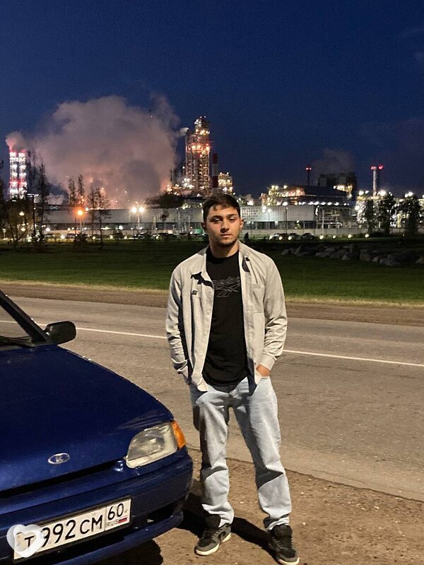 Artur, 21, Великом Новгороде — анкета №3003327