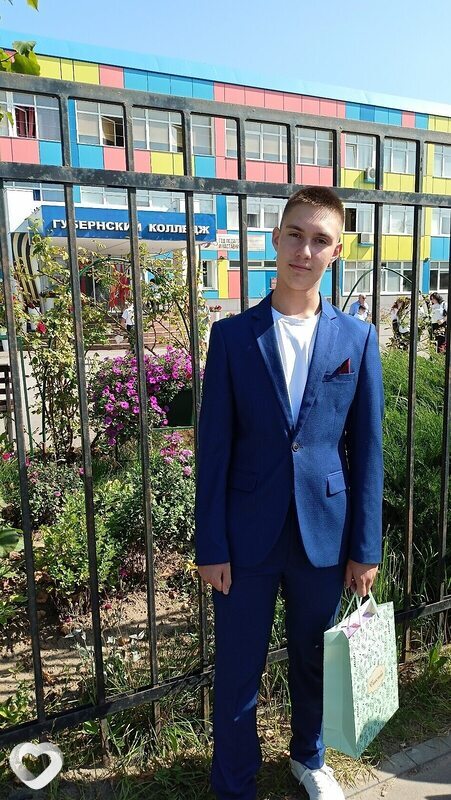 Артём, 19, Серпухове — анкета №3003346
