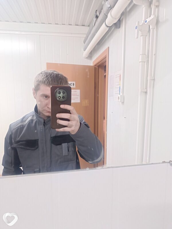 Ян, 22, Свободном — анкета №3003892