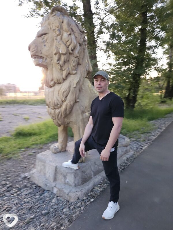 Виталий, 36, Черногорске — анкета №3003931