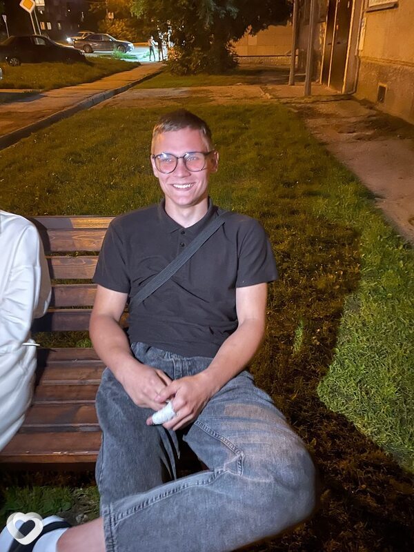 Максим, 20, Новосибирске — анкета №3004339