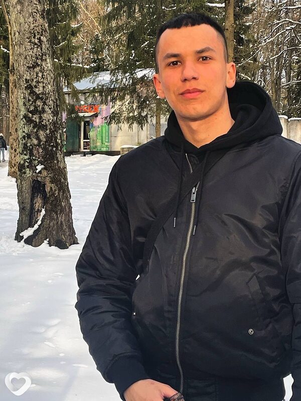 Дмитрий, 19, Калининграде — анкета №3004764
