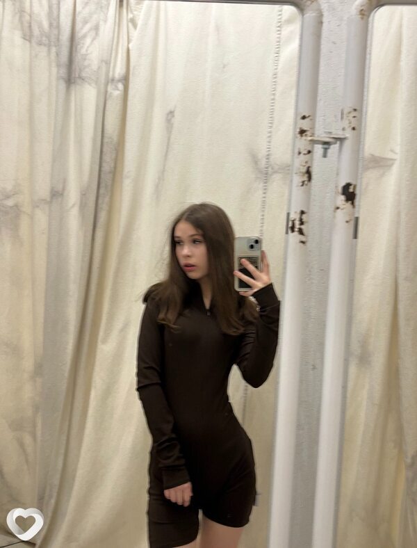 Анастасия, 19, Санкт-Петербурге — анкета №3005148