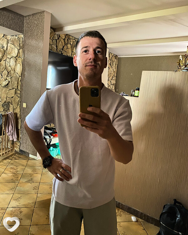 Кирилл, 33, Мозыре — анкета №3005321