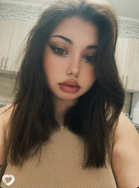 Kiki, 21, Красноярске — анкета №3005234