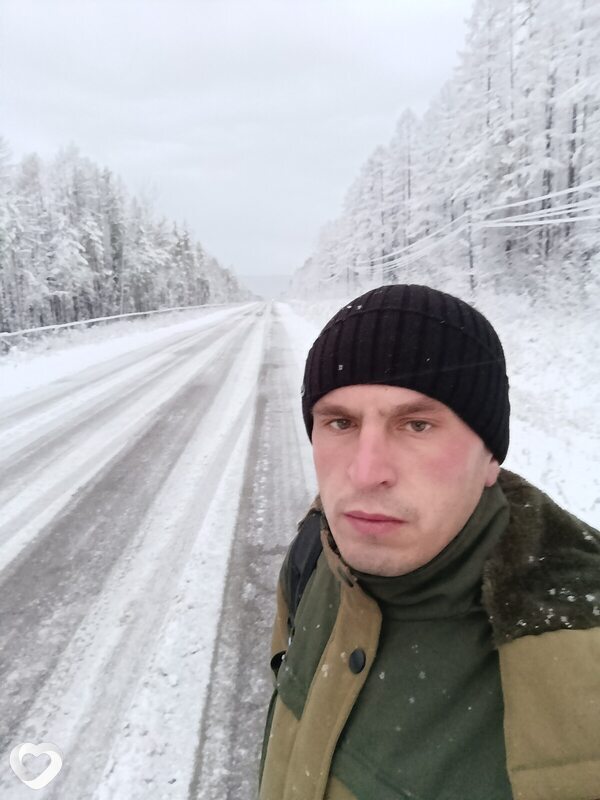 Анатолий, 28, Алдане — анкета №3006870