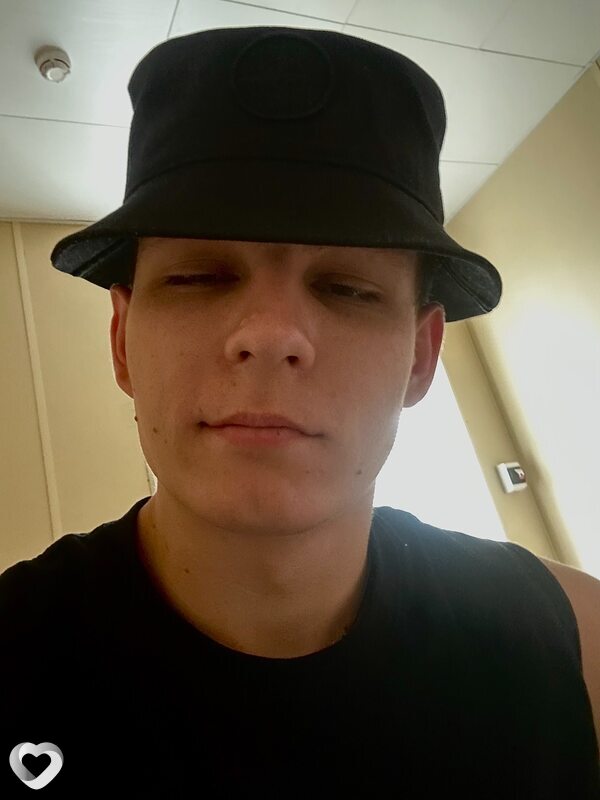 Александр, 20, Чите — анкета №3007495