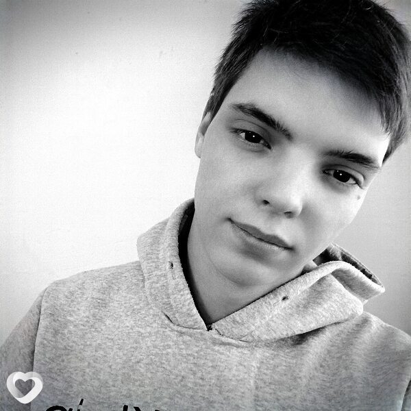 Денис, 22, Чите — анкета №3007931