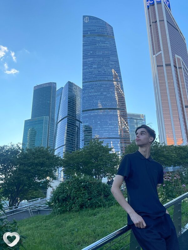 Тим, 19, Санкт-Петербурге — анкета №3008197