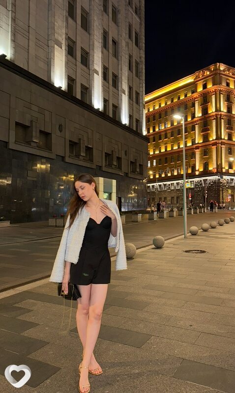 Алёна, 21, Москве — анкета №3008456