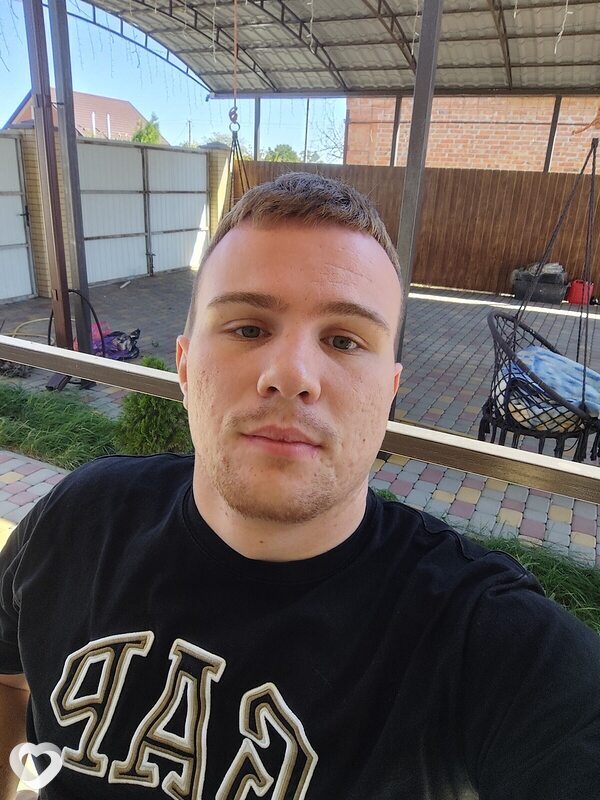 Александр, 22, Краснодаре — анкета №3008594