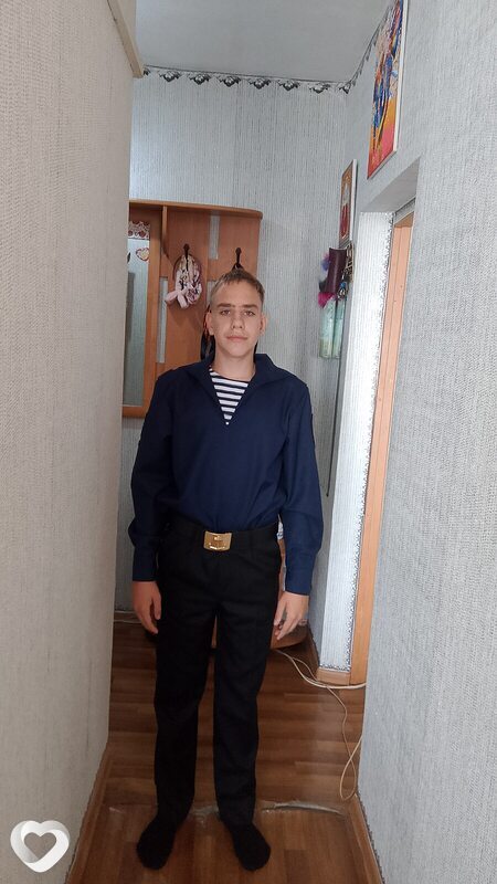 Артур, 19, Усть-Кут — анкета №3008616
