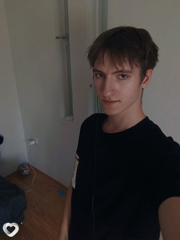 Максим, 19, Ростове-на-Дону — анкета №3008731