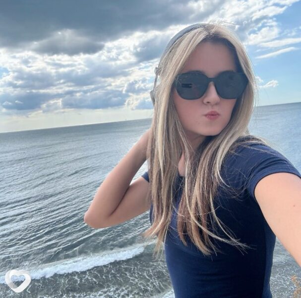 Asya, 18, Геленджике — анкета №3009052