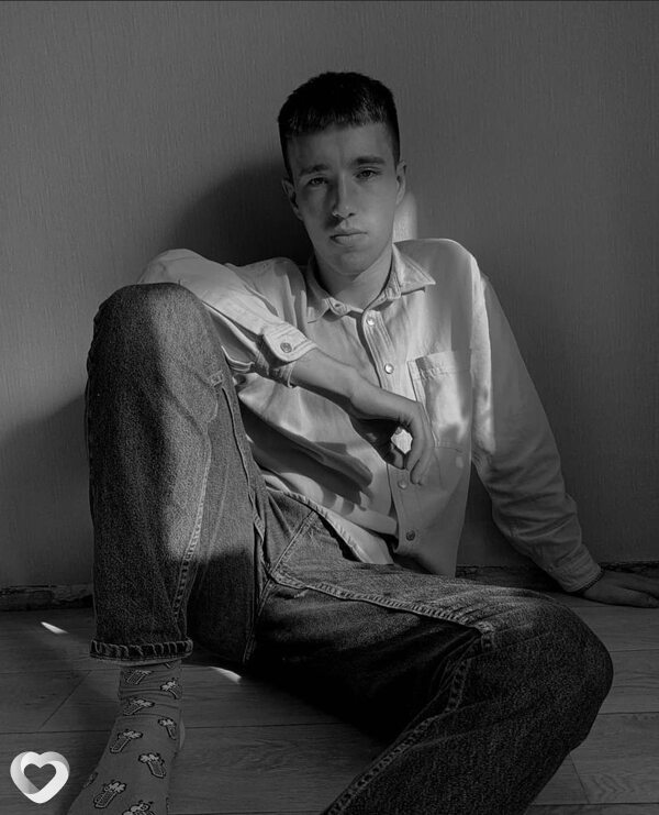 Илья, 20, Екатеринбурге — анкета №3009292