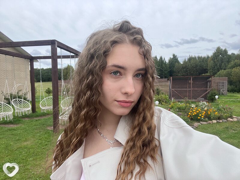 Катя, 19, Санкт-Петербурге — анкета №3009307