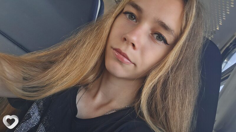 Настя, 21, Тулуне — анкета №3009763