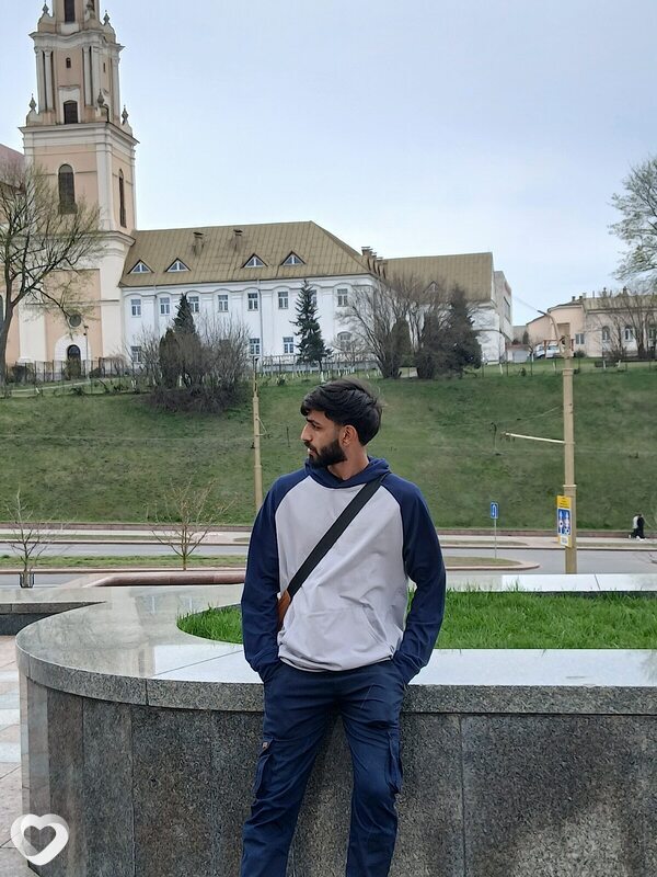 Hasnainali Malik, 25, Минске — анкета №3009931