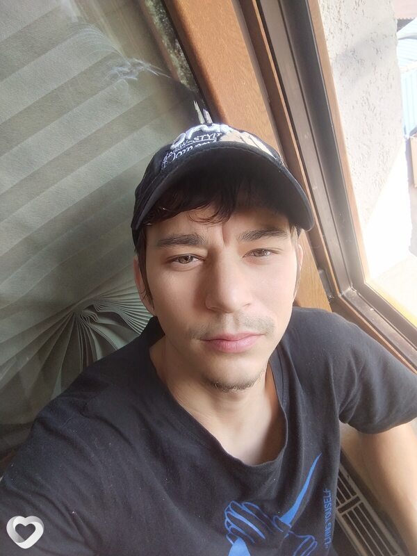 Александр, 29, Адлер — анкета №3010517