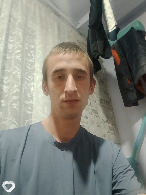 Максим, 26, Мариинске — анкета №3010993