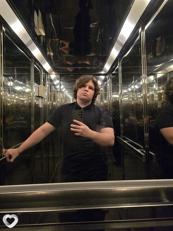 Евгений, 21, Москве — анкета №3011525