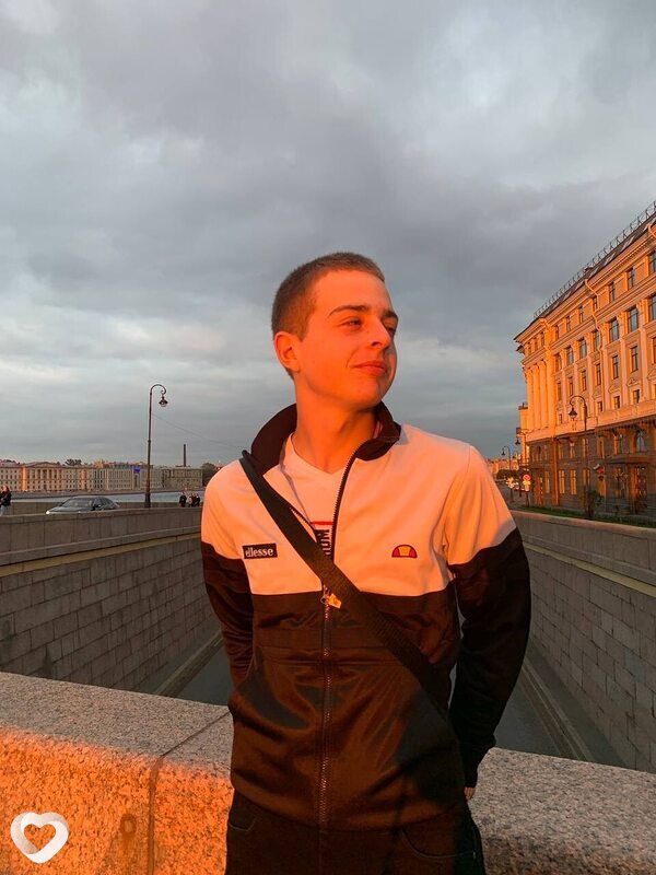 Ваня, 18, Санкт-Петербурге — анкета №3011414