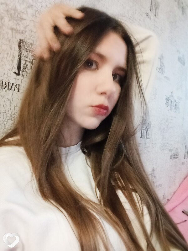 Ульяна, 20, Пинске — анкета №3012595