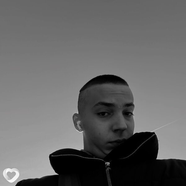 Артём, 30, Москве — анкета №3013027
