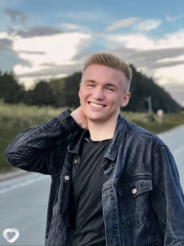 Давид, 22, Тавде — анкета №3013644