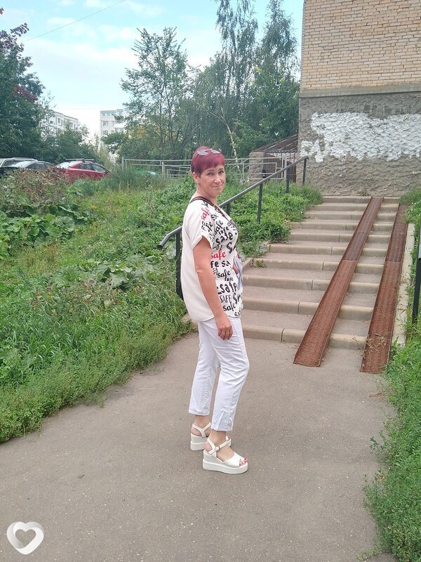 Иришка, 38, Сергиеве Посаде — анкета №3014962