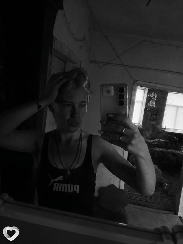Алеся, 19, Старобельске — анкета №3014206