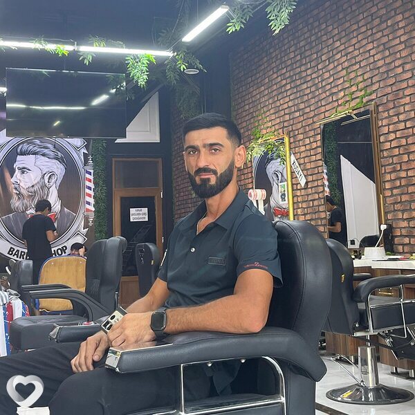 Вусал, Шеки