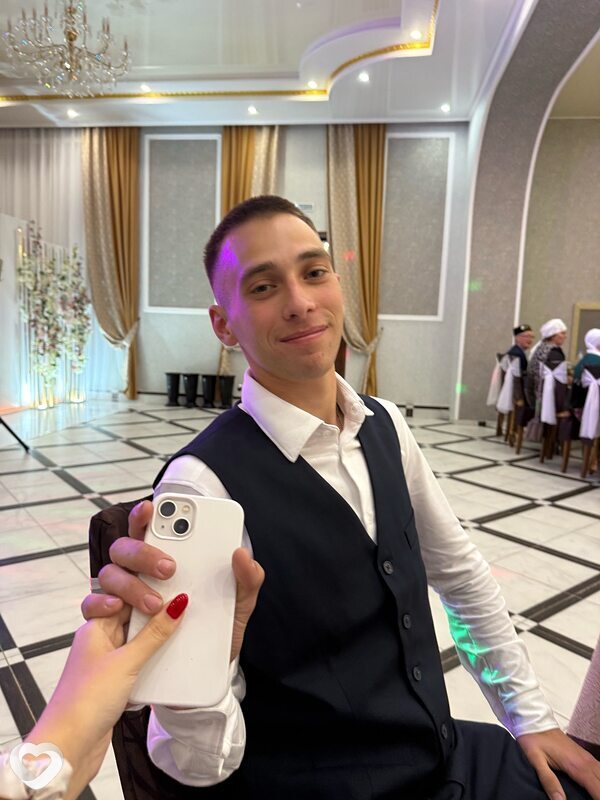 Рафис, 22, Казани — анкета №3014525
