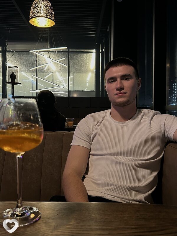 Антон, 28, Оренбурге — анкета №3016316