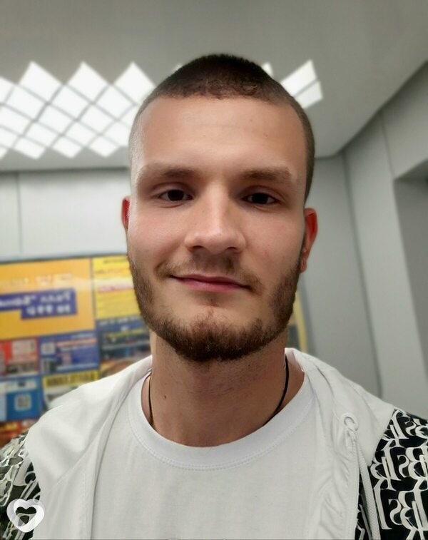 Антон, 22, Керчи — анкета №3016695